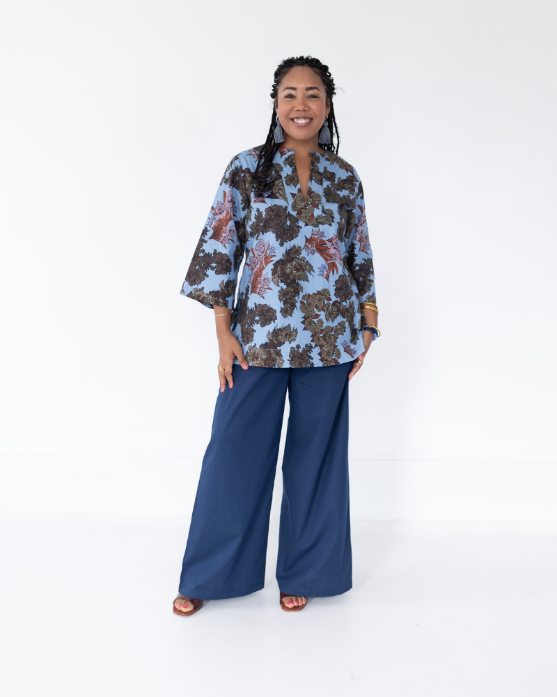 The Grace Shirt in Blue Floral