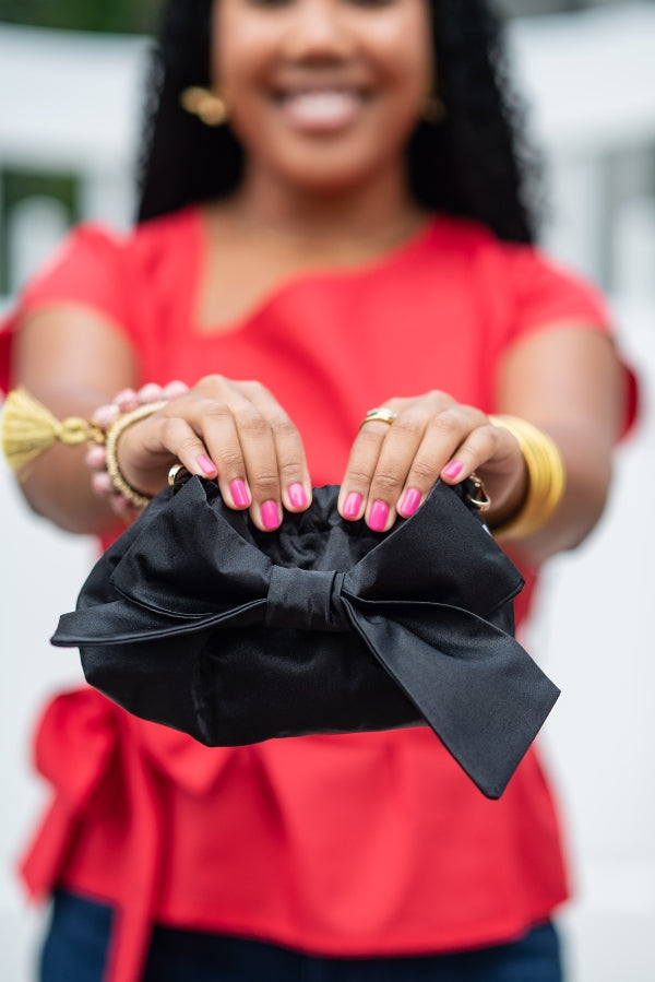 The Mimi Clutch in Black