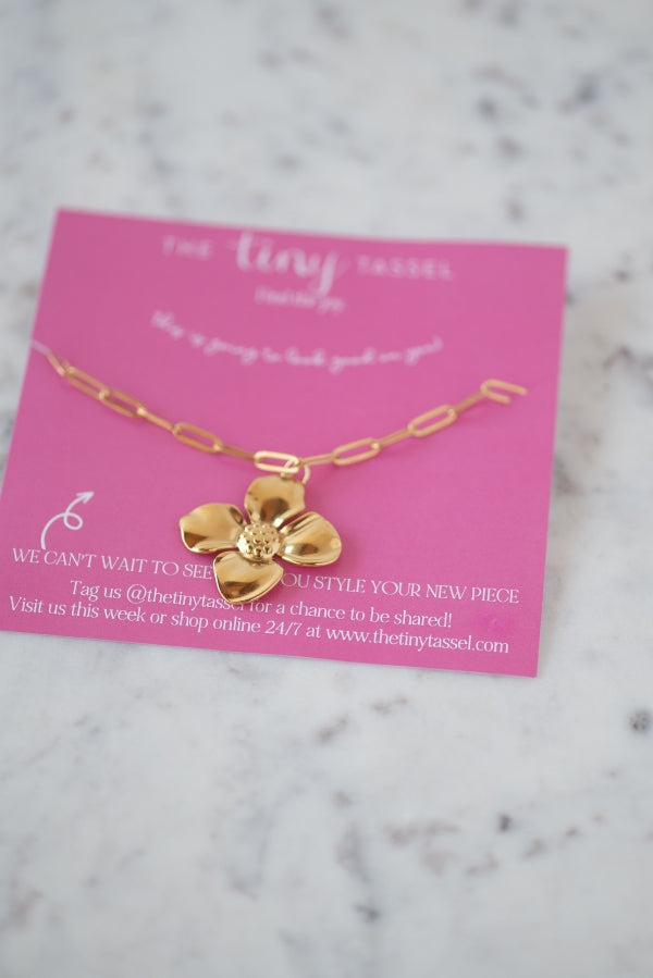 The Poinsettia Necklace