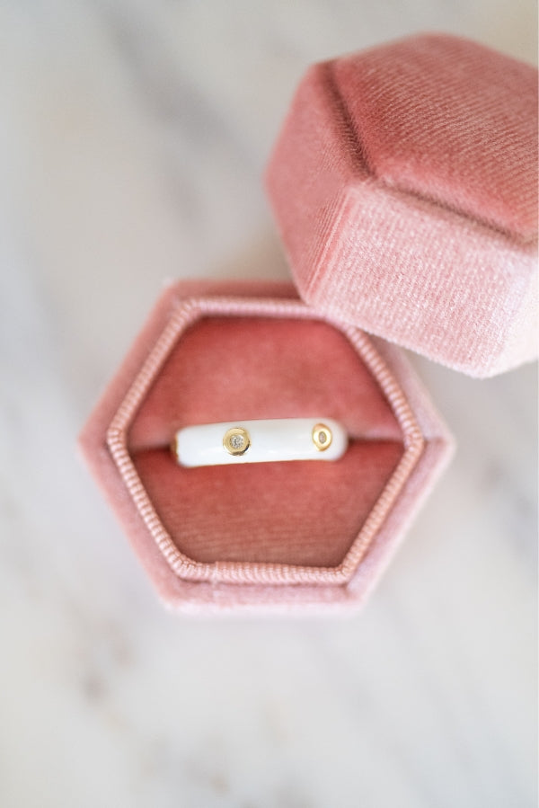 The Luna Ring in White