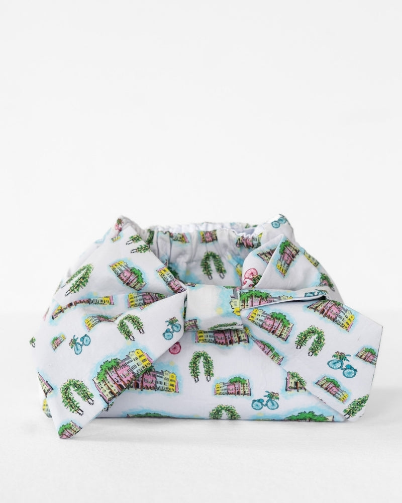 The Mimi Clutch in Rainbow Row